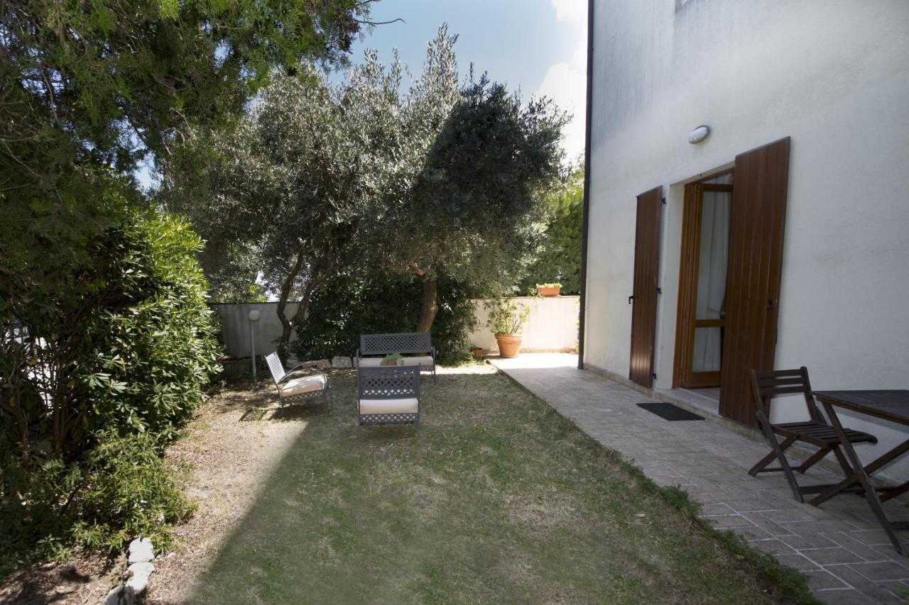 Brezza Del Conero Apartment Ancona Luaran gambar